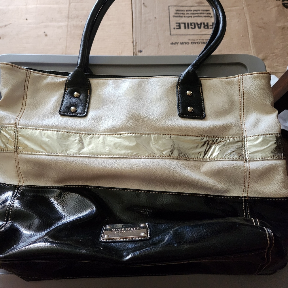 Nine West Black and Cream Shoulder Bag